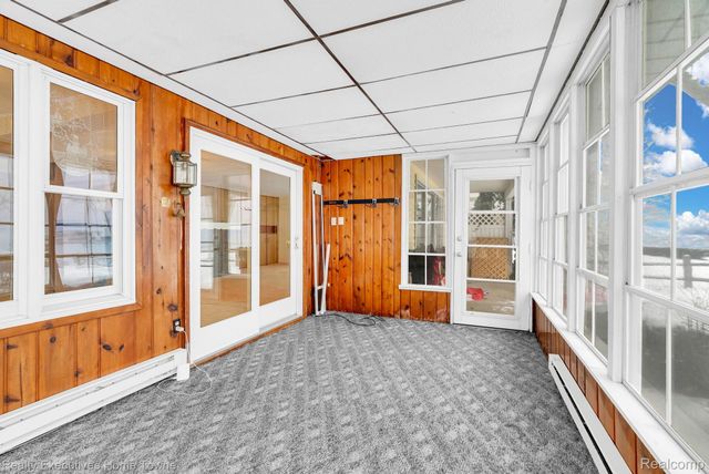 5430 Lakeshore Road, Fort Gratiot Charter Township, MI 48059