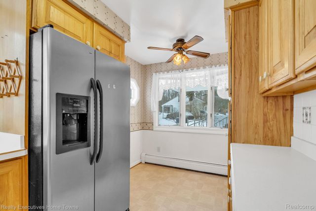 5430 Lakeshore Road, Fort Gratiot Charter Township, MI 48059