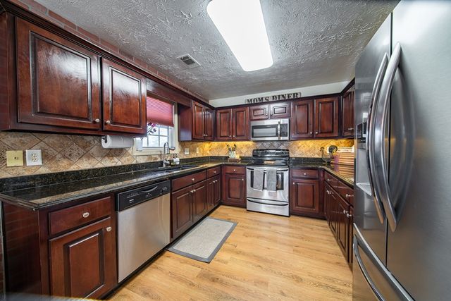 72 Lee Road 0504, Phenix City, AL 36870