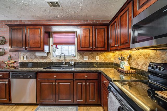 72 Lee Road 0504, Phenix City, AL 36870