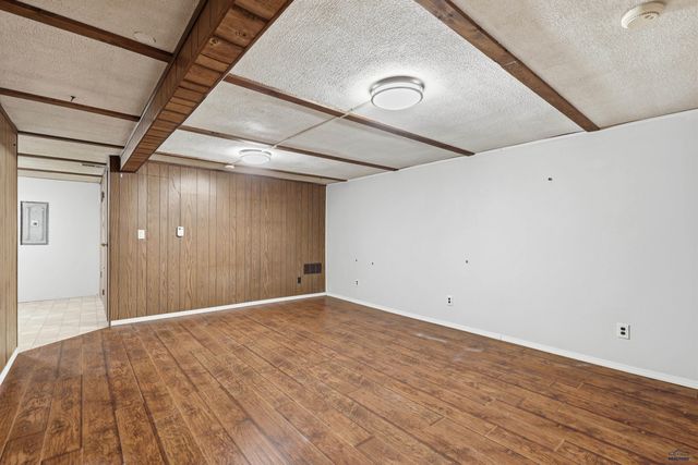 507 MEADOWLARK DR, Box Elder, SD 57719