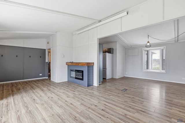 507 MEADOWLARK DR, Box Elder, SD 57719