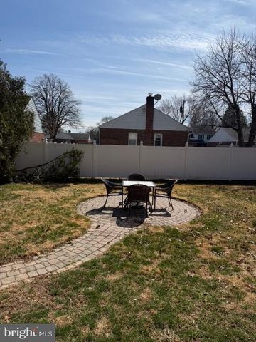 210 FLORENCE AVE, Wilmington, DE 19803