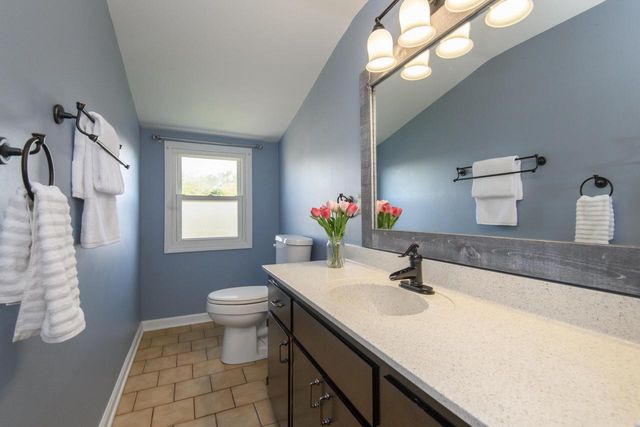 1638 Monroe AVENUE, South Milwaukee, WI 53172