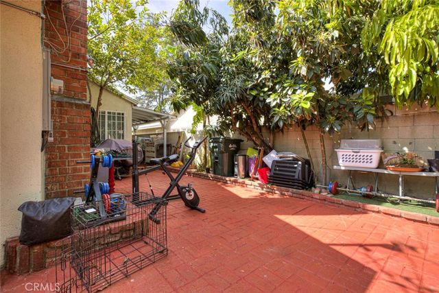 1029 E Galatea, Azusa, CA 91702