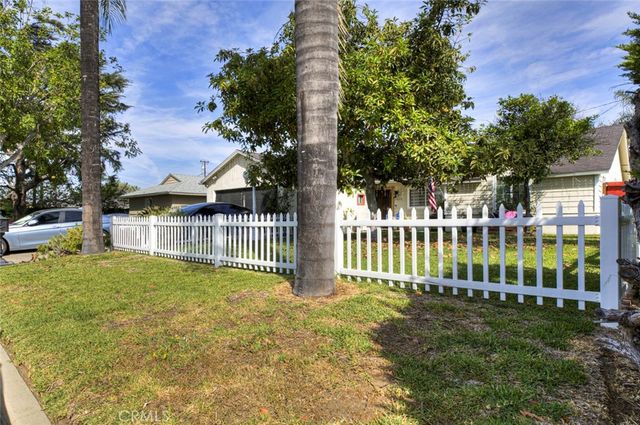 1029 E Galatea, Azusa, CA 91702