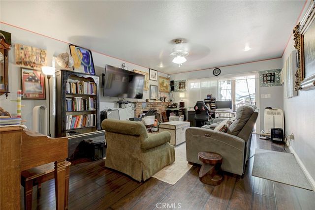 1029 E Galatea, Azusa, CA 91702