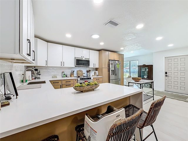 2029 SPANISH PINES DRIVE, Dunedin, FL 34698