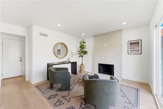 5104 Lindblade, Culver City, CA 90230