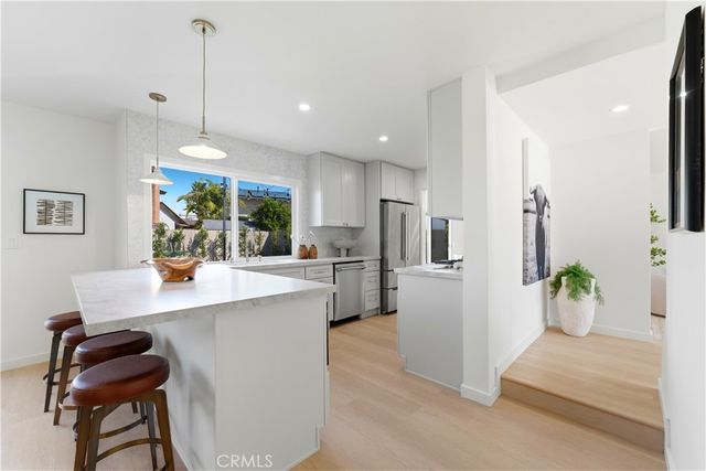 5104 Lindblade, Culver City, CA 90230