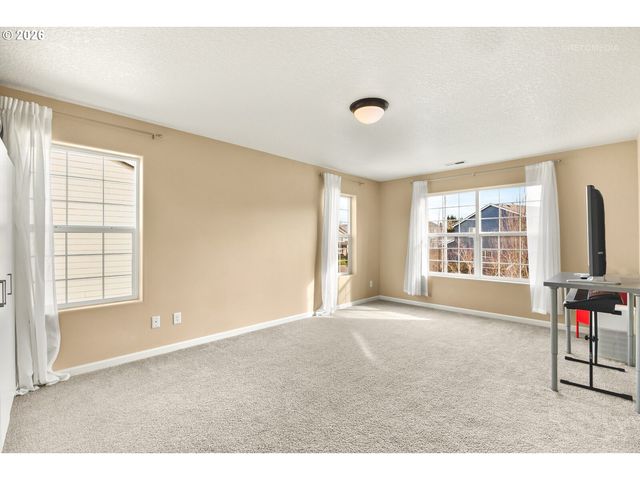 845 Se 48TH St, Troutdale, OR 97060