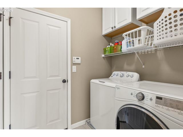 845 Se 48TH St, Troutdale, OR 97060