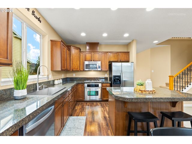 845 Se 48TH St, Troutdale, OR 97060