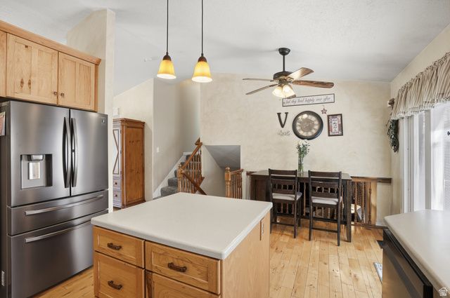 1589 W PLUM CREEK DR, West Jordan, UT 84088