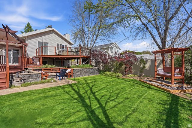 1589 W PLUM CREEK DR, West Jordan, UT 84088