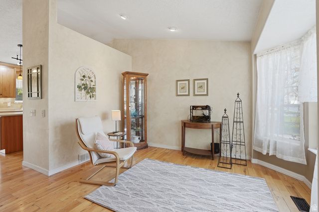 1589 W PLUM CREEK DR, West Jordan, UT 84088