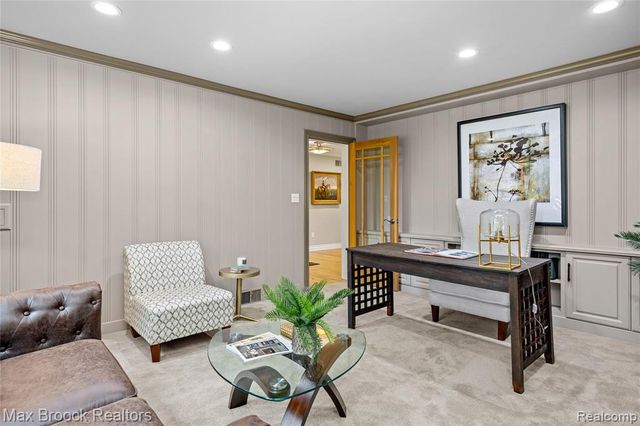 18341 Warwick Street, Beverly Hills, MI 48025