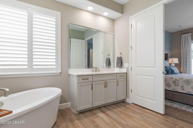 98 New Leatherwood Drive, Palm Coast, FL 32137