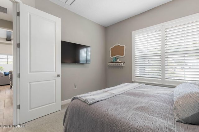 98 New Leatherwood Drive, Palm Coast, FL 32137