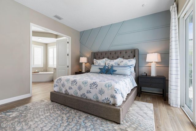 98 New Leatherwood Drive, Palm Coast, FL 32137