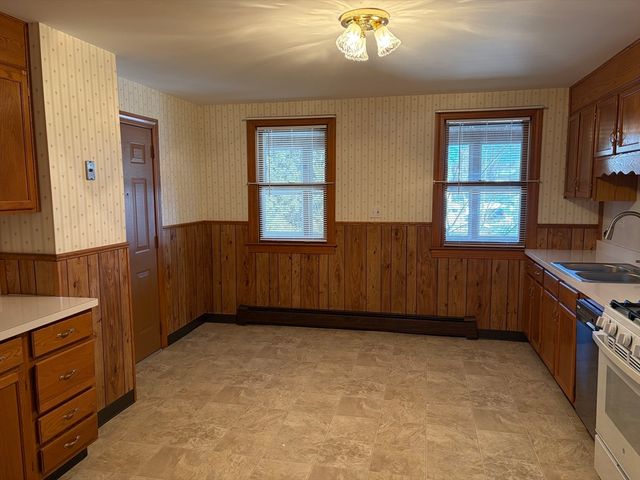 8 Summer Street 2, Boston, MA 02132