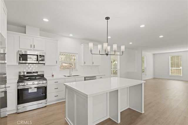 8787 Locust Avenue 130, Fontana, CA 92335