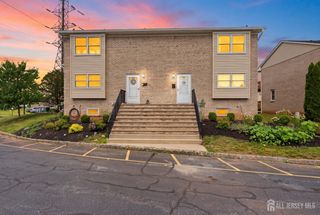 1005 Robin Road, Hillsborough, NJ 08844