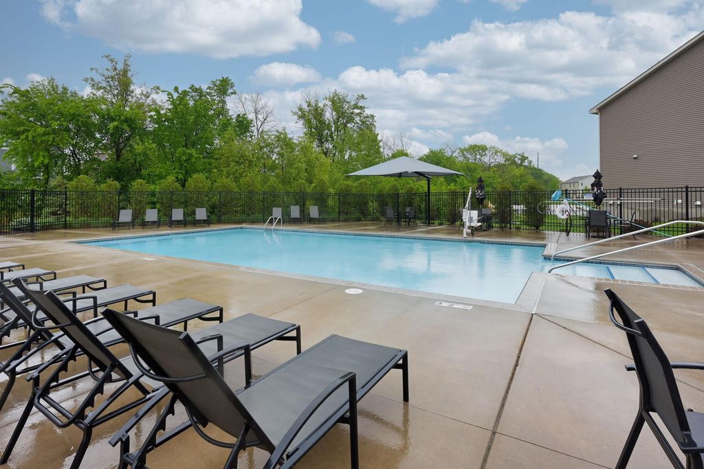 10800 Orchid Lane N, Maple Grove, MN 55369