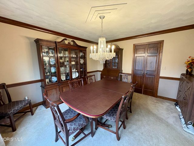 2533 Foxfire Lane, Findlay, OH 45840