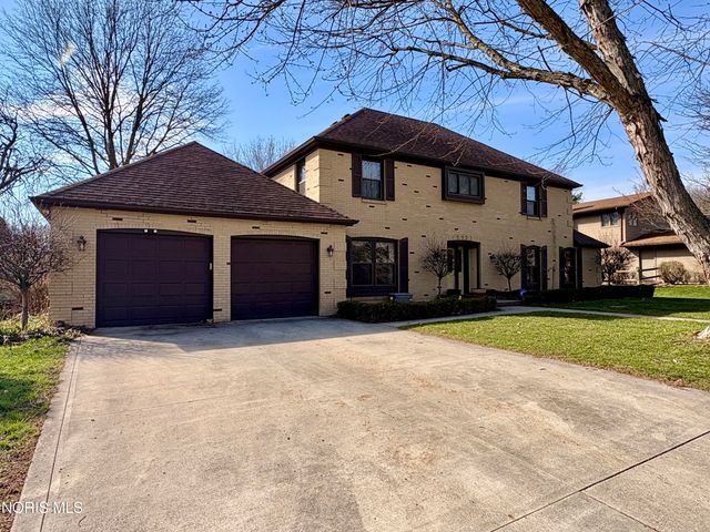 2533 Foxfire Lane, Findlay, OH 45840