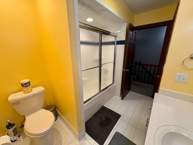 2533 Foxfire Lane, Findlay, OH 45840