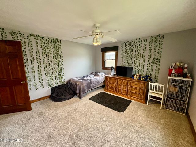 2533 Foxfire Lane, Findlay, OH 45840