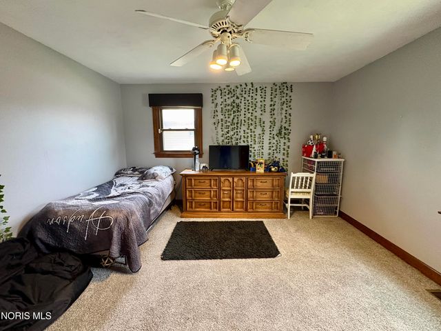 2533 Foxfire Lane, Findlay, OH 45840