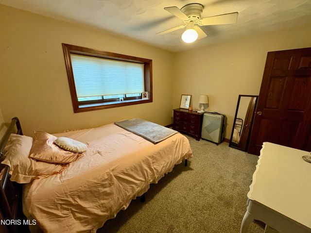 2533 Foxfire Lane, Findlay, OH 45840