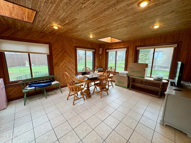 2533 Foxfire Lane, Findlay, OH 45840