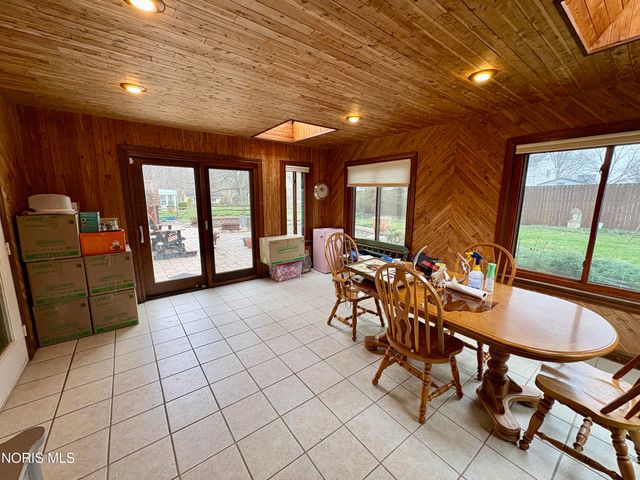 2533 Foxfire Lane, Findlay, OH 45840