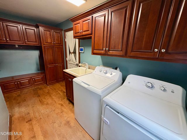 2533 Foxfire Lane, Findlay, OH 45840