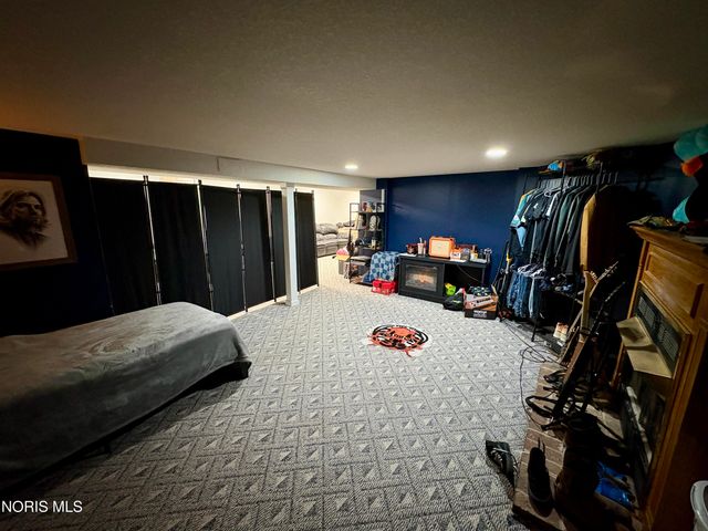 2533 Foxfire Lane, Findlay, OH 45840