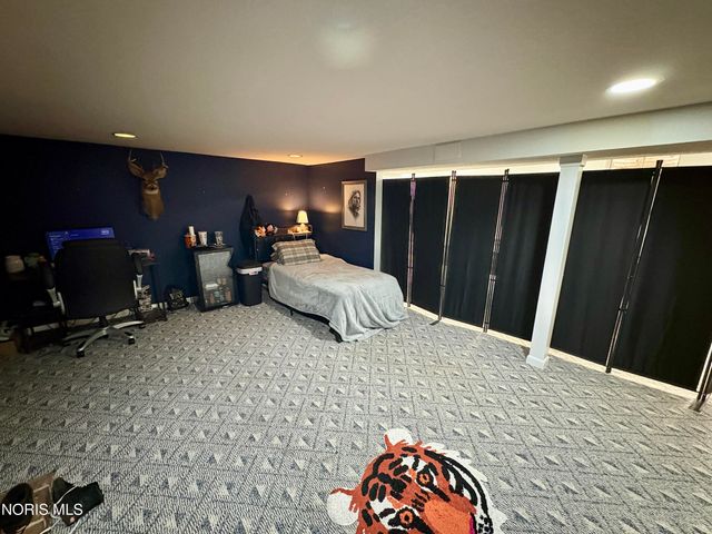 2533 Foxfire Lane, Findlay, OH 45840