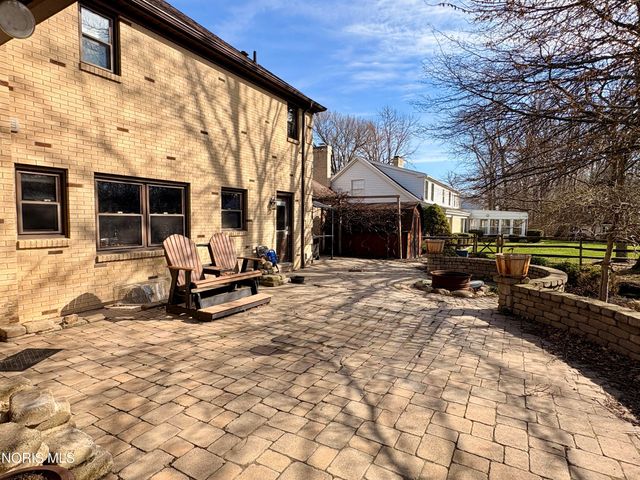 2533 Foxfire Lane, Findlay, OH 45840