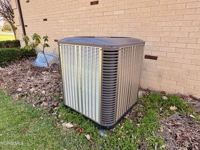 2533 Foxfire Lane, Findlay, OH 45840