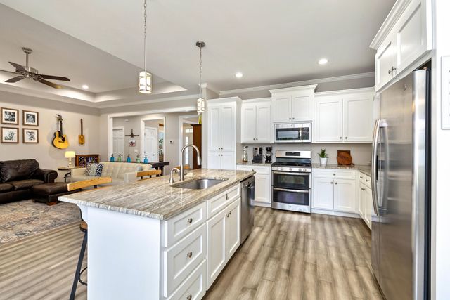 625 Breezy Bay Lane, Sumter, SC 29150