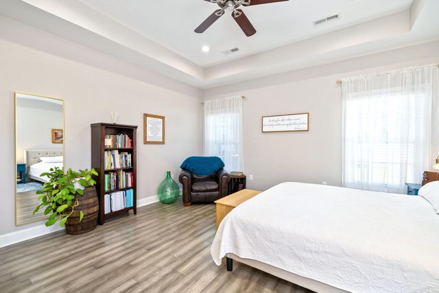 625 Breezy Bay Lane, Sumter, SC 29150