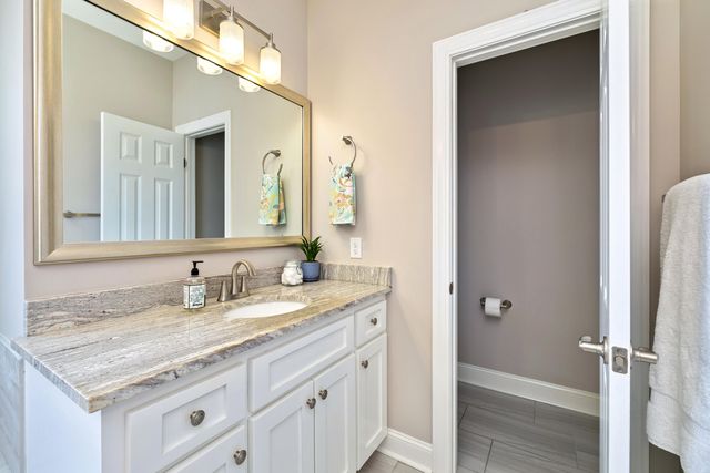 625 Breezy Bay Lane, Sumter, SC 29150