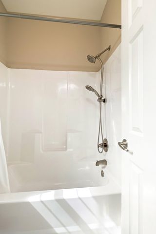 625 Breezy Bay Lane, Sumter, SC 29150