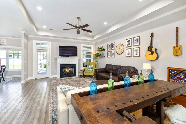 625 Breezy Bay Lane, Sumter, SC 29150