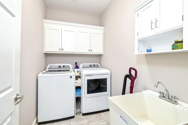 625 Breezy Bay Lane, Sumter, SC 29150