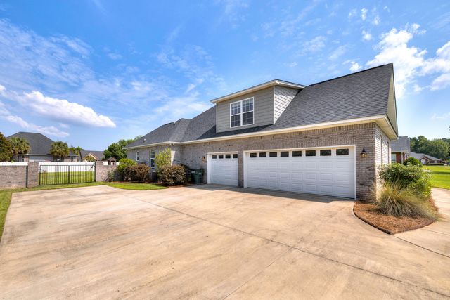 625 Breezy Bay Lane, Sumter, SC 29150