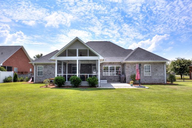 625 Breezy Bay Lane, Sumter, SC 29150