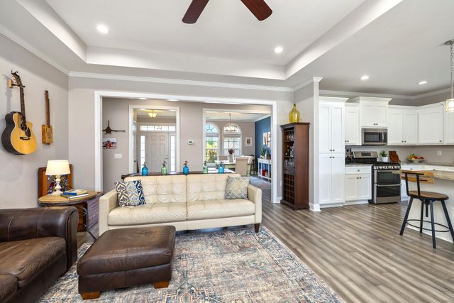 625 Breezy Bay Lane, Sumter, SC 29150